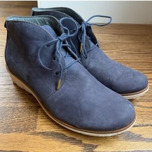 Dansko Joy Chukka Wedge Boot Blue Suede Womens 11.5 EU 42 Lace Up Ankle Bootie